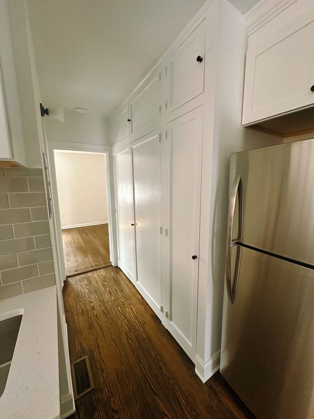 Floor To Ceiling Closet - 42 Center St