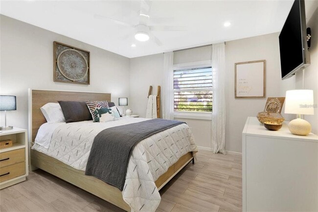 Building Photo - 3694 Glen Oaks Manor Dr