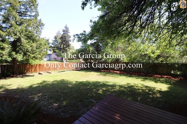 Building Photo - 20540 NW Highland Ct