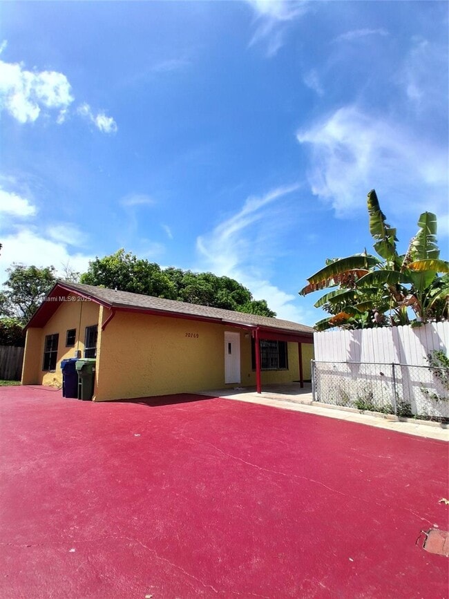Building Photo - 20769 NW 41st Ave