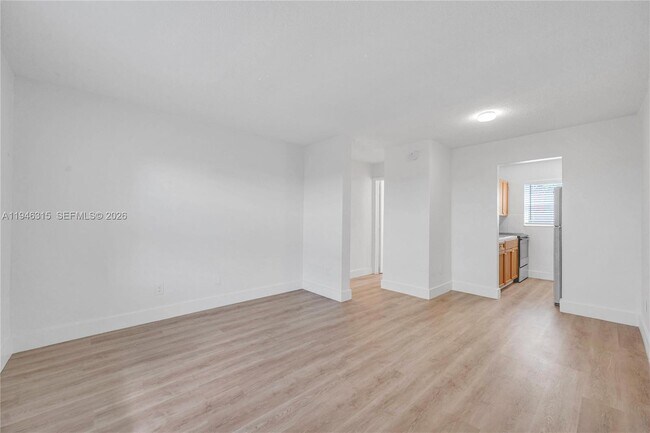 Building Photo - 668 NW 31st St