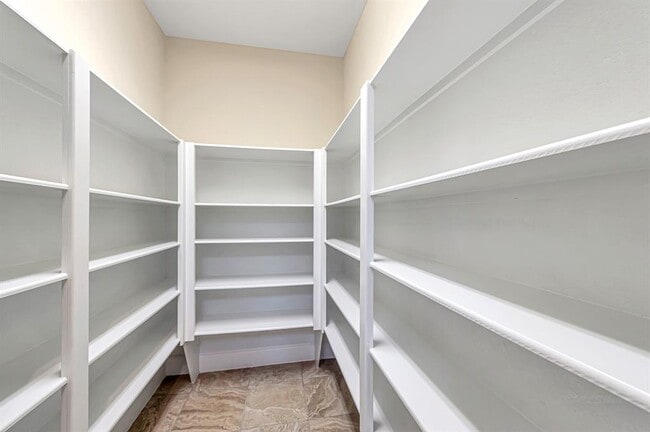 Building Photo - 2202 Granite Brook Ln