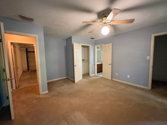 Building Photo - 460 Merlin Ct