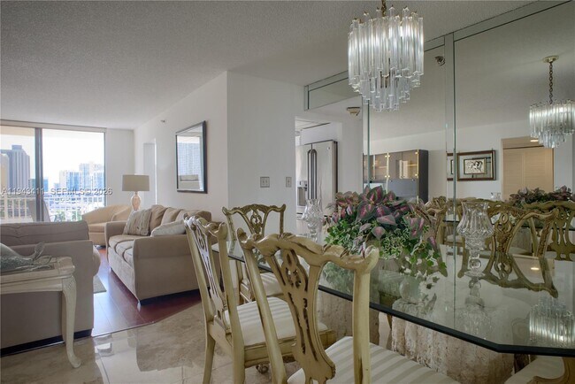 Building Photo - 210 174th St