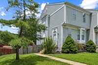 Building Photo - End Unit 3-Level Townhome in Millbrook Nei...