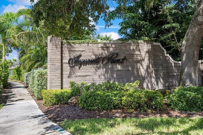 Building Photo - 10280 Imperial Point Dr W