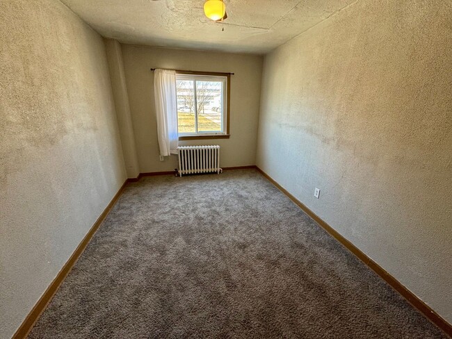 Building Photo - 732 Idlewood Ave