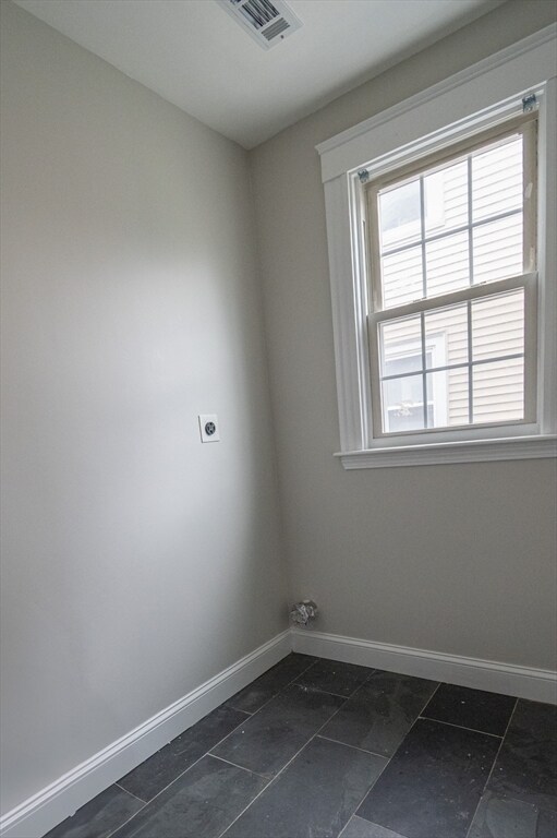 Building Photo - 110 Fuller St