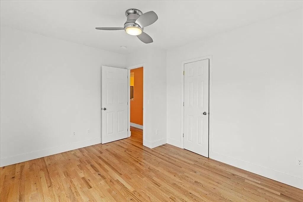 Building Photo - 2414 Eaton St