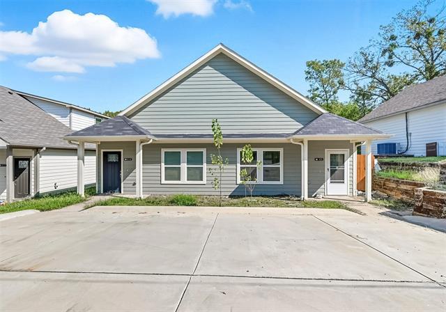 Primary Photo - 419 E Elm St