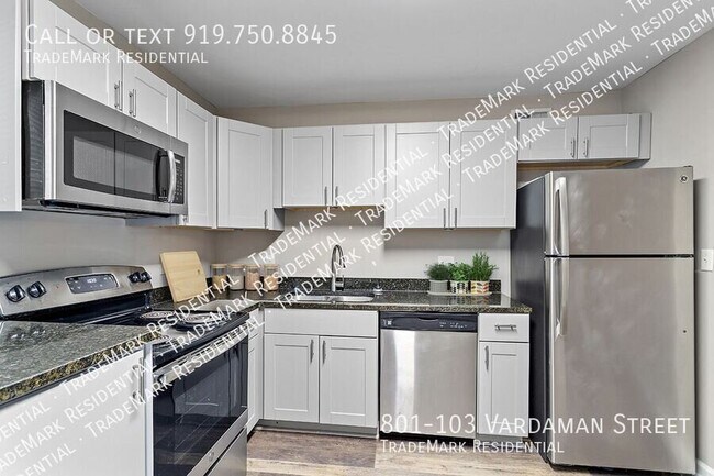 Building Photo - 801-103 Vardaman Street-