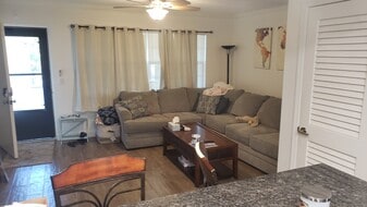 Building Photo - 1723 Gulf Rd