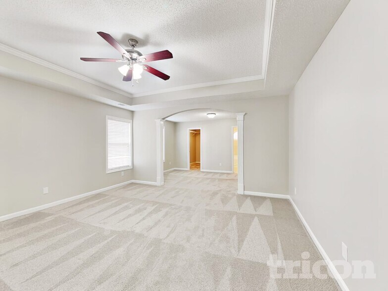 Building Photo - 147 Peachtree Glen Dr