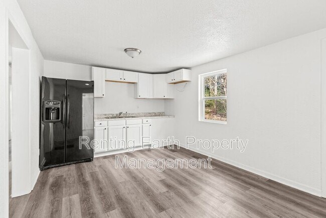 Building Photo - 5706 14th St S