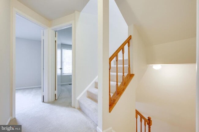 Building Photo - 5981 Havener House Way