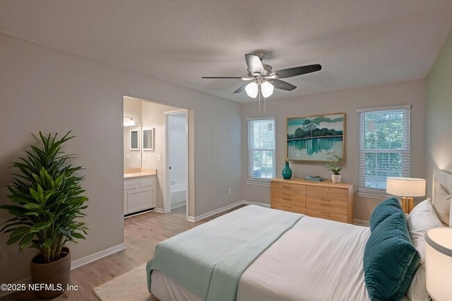 Building Photo - 7728 Pikes Peak Dr