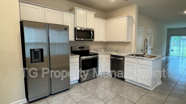 Building Photo - 7734 Legacy Trl