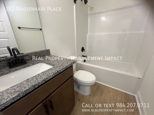 Building Photo - 382 Maidenhair Pl