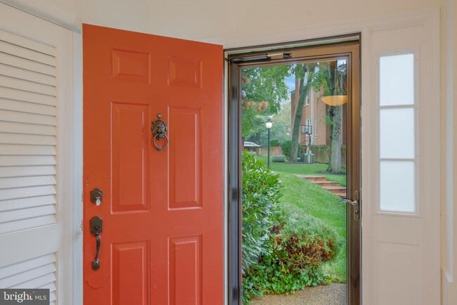 Building Photo - 14 S Manchester St