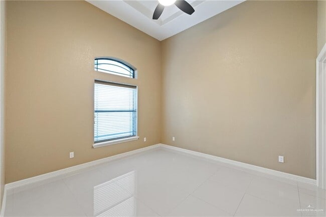 Building Photo - 34 El Caribe Cir S