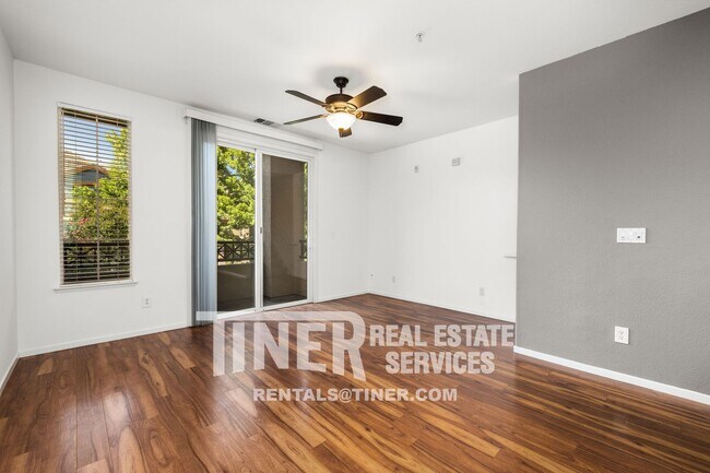 Building Photo - 2001 Club Center Dr