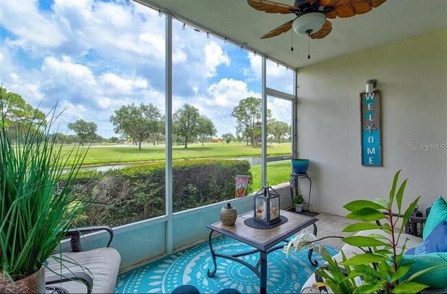 Building Photo - 7461 W Country Club Dr N