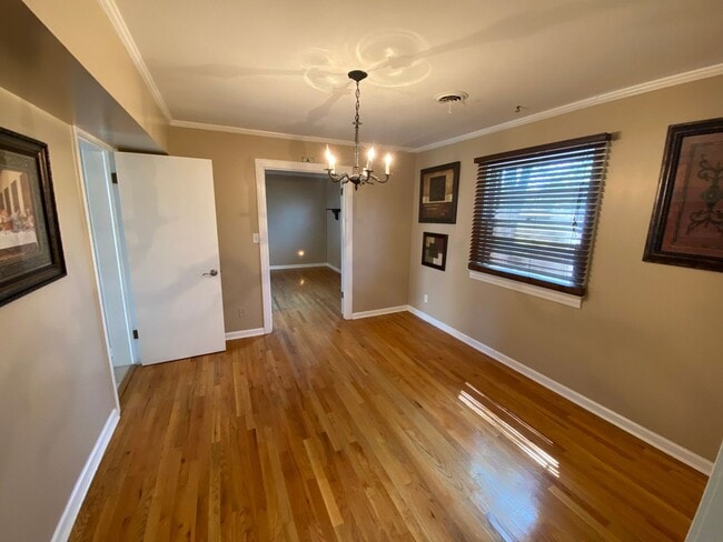 Building Photo - Kennedy Drive Retreat - 4 bedrm with bonus...