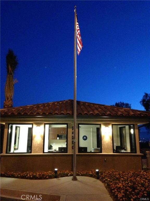 Building Photo - 881 Via Mendoza