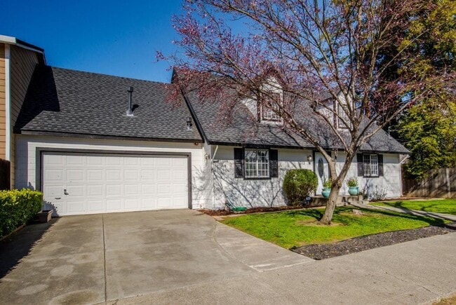 Building Photo - Four Bedroom 2 Bath home available for rent
