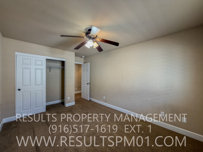 Building Photo - Elegance and spacious Mini Mansion