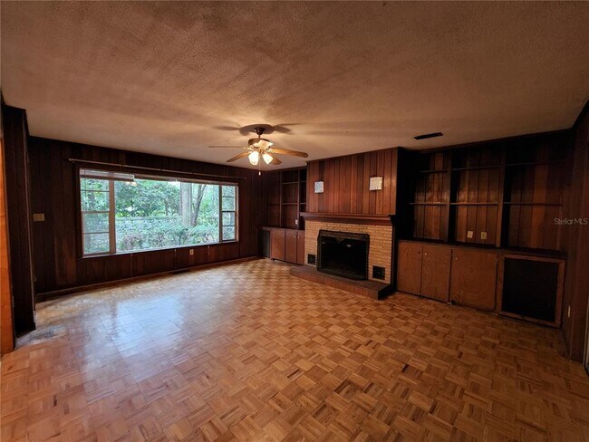 Building Photo - 4421 Newberry Rd