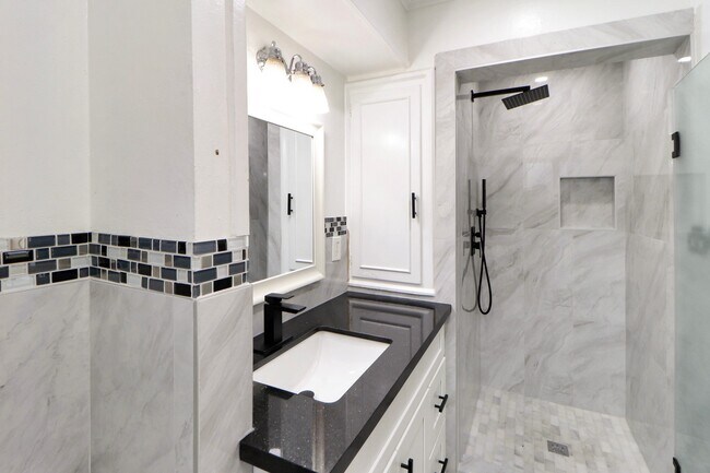 Building Photo - 5735 Wigton Dr