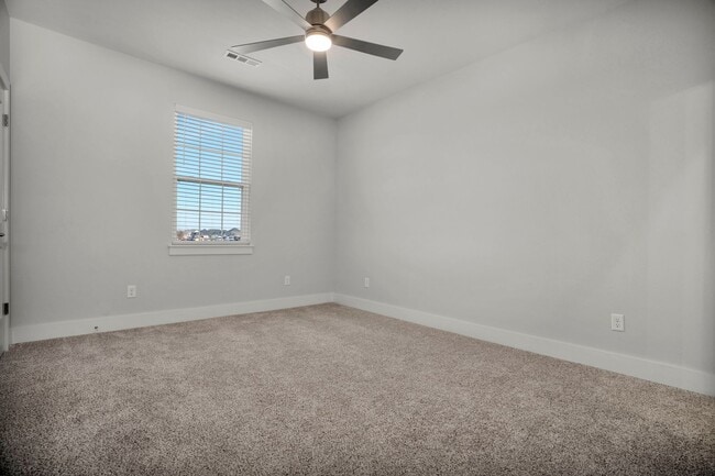 Building Photo - Beautiful 4 Bed 4.5 Bath New construction Home off of Rupple!! Pre-Leasing for Summer!