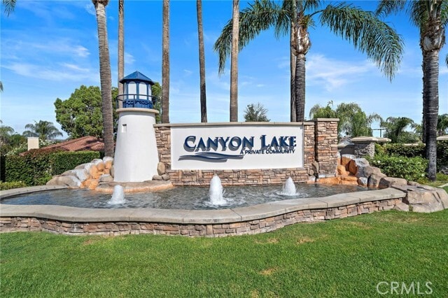 Building Photo - 22400 Canyon Club Dr