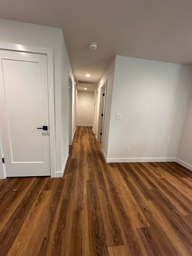 Building Photo - Updated Home with Island Kitchen, LVP Flooring, and Yard Care Included!