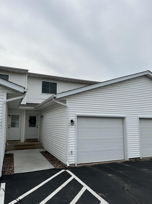 Building Photo - 1428 Glenn Pl