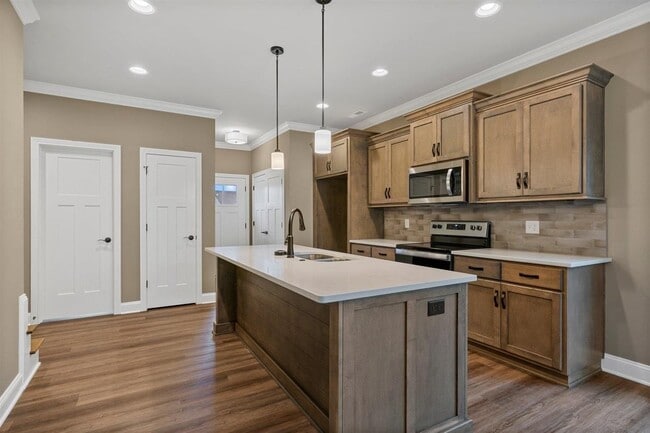 Building Photo - 564 Cumberland Pointe Ln