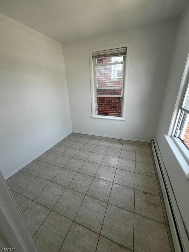 Building Photo - 440 Westfield Ave