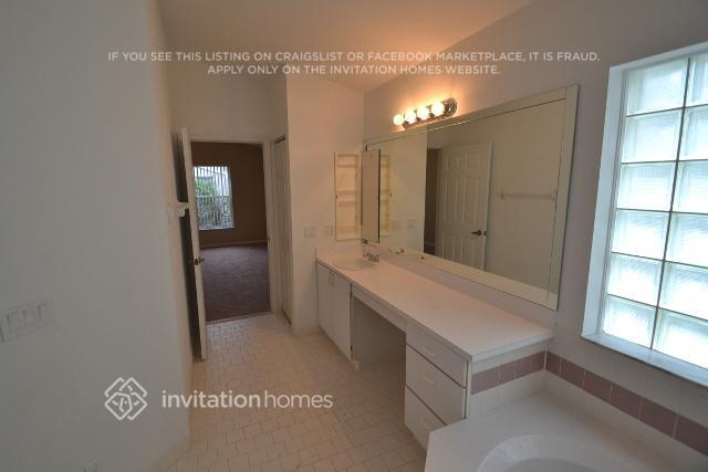 Building Photo - 13283 Blue Diamond Pl
