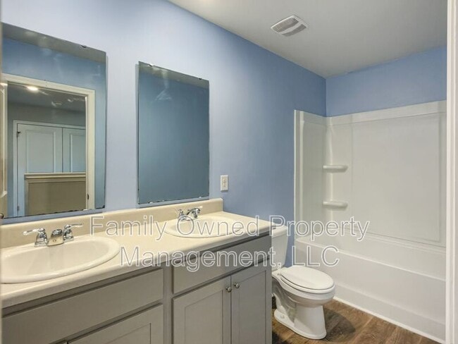 Building Photo - 193 Rosefield Ct