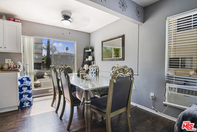 Building Photo - 333 S Serrano Ave