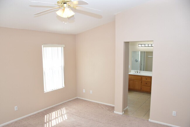 Building Photo - 7729 Paseo Vista Dr