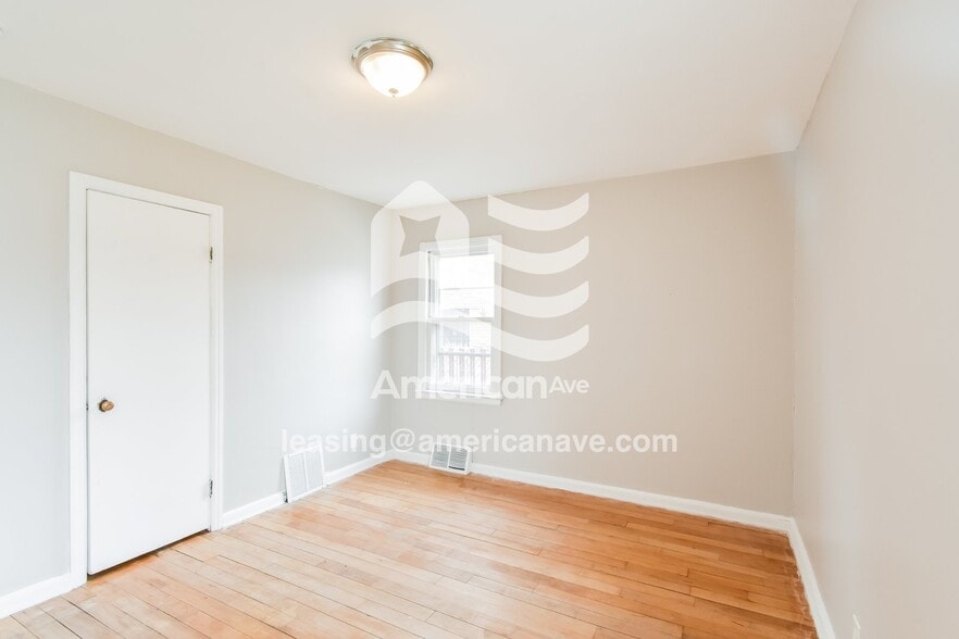 Building Photo - 4320 N 49th St