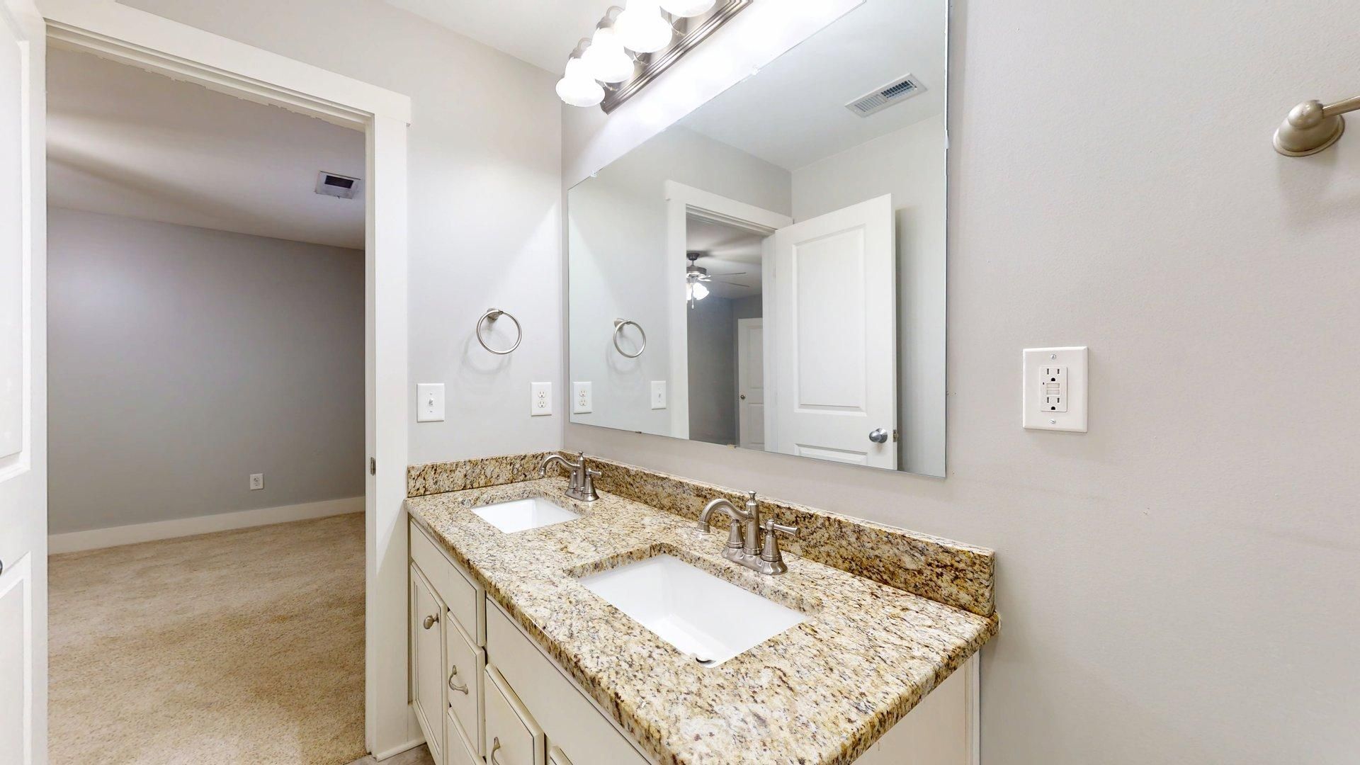 Building Photo - Single Family Home -  The Preserve of Auburn