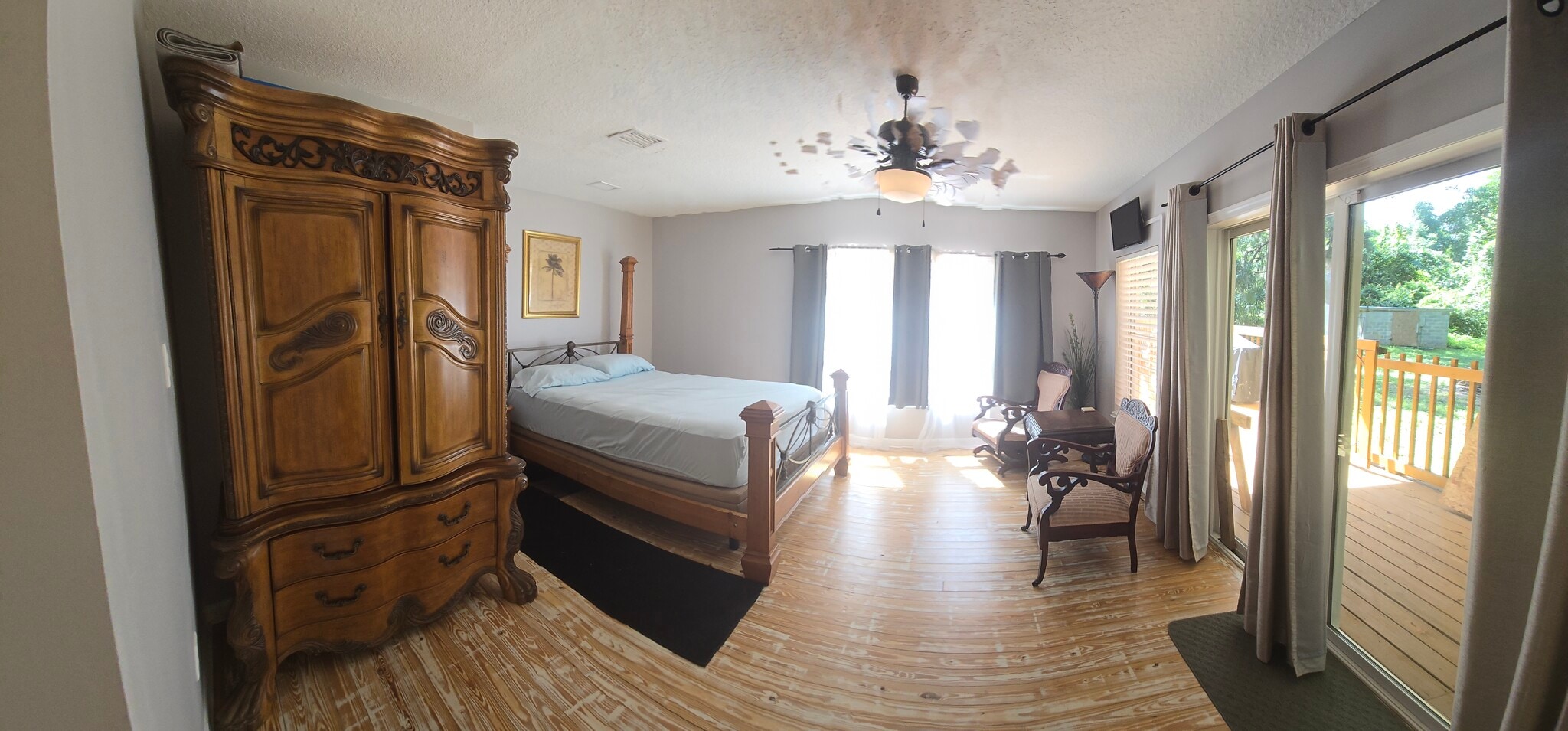 queen size, adjustable bed - 6542 Sherry Ln