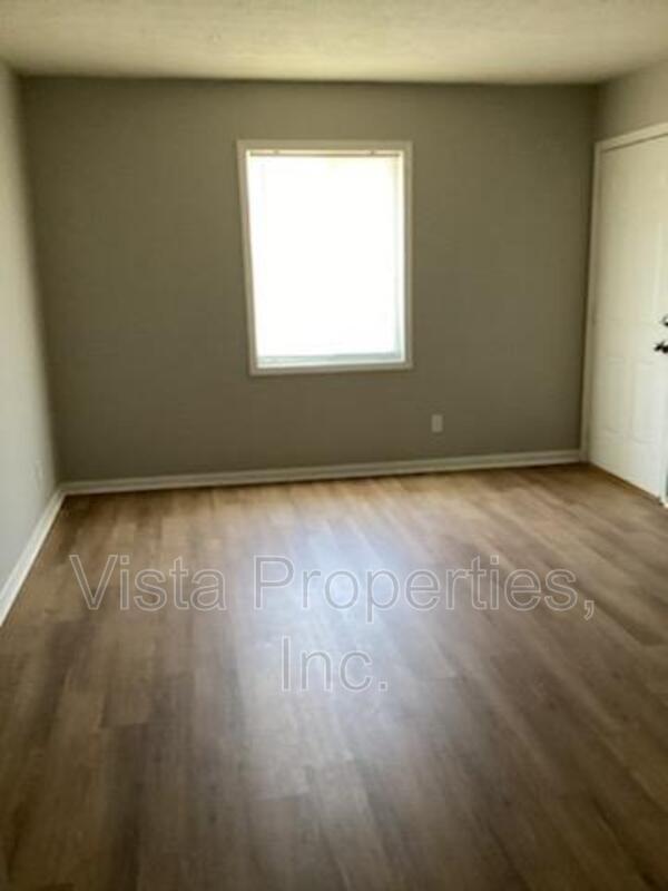 Building Photo - 4913 Saddlebrook Ln