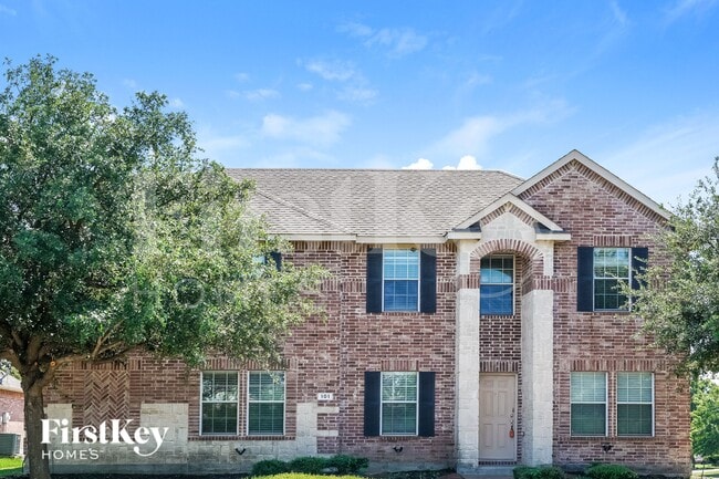 Building Photo - 101 Sycamore Cir