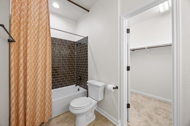 Building Photo - 7220 Wyoming Springs Dr