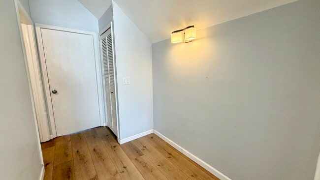 Building Photo - 6048 Garrett St