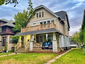 Building Photo - 2756 N 44th St